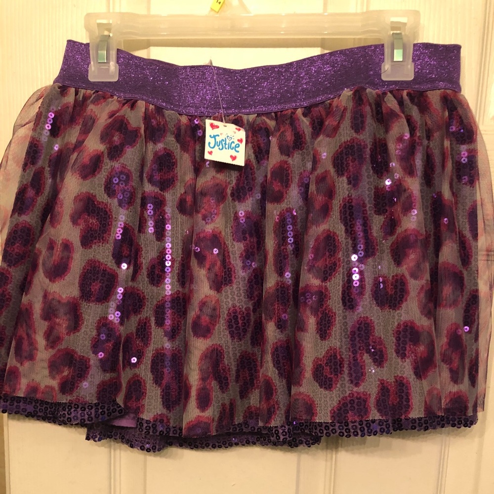 Purple leopard print skort